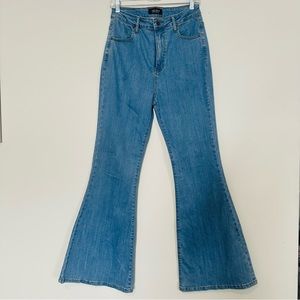 Akira Lena Super High Rise Flare Jeans Women’s Size 15(W31) Blue Denim.C81